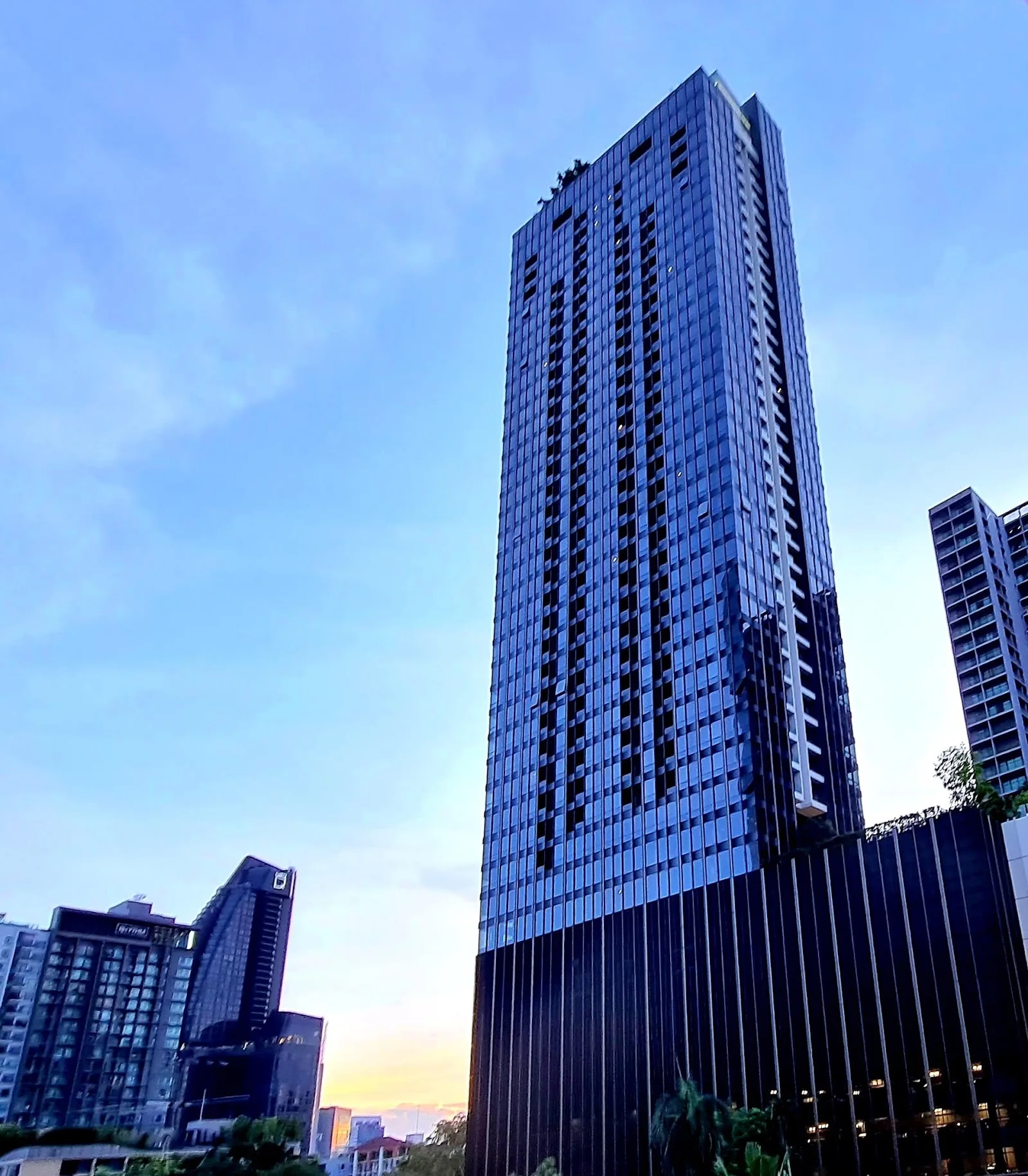 ภาพจริงของ THE ESSE Sukhumvit 36 ดิ เอส สุขุมวิท 36 ย่านนานา จาก Google Maps (รูปที่ 5)