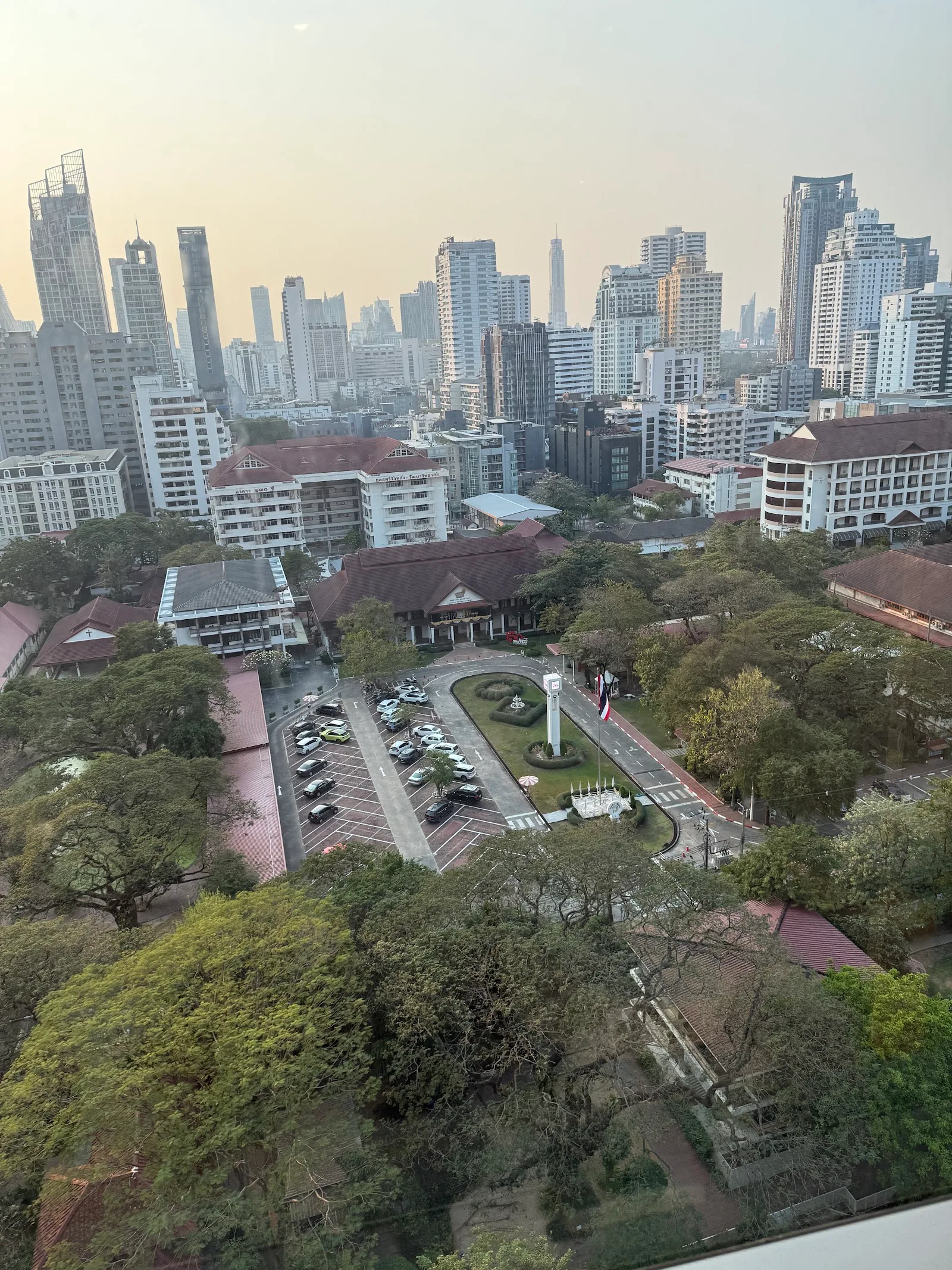 ภาพจริงของ เดอะรูม สุขุมวิท 21 ย่านนานา จาก Google Maps (รูปที่ 4)